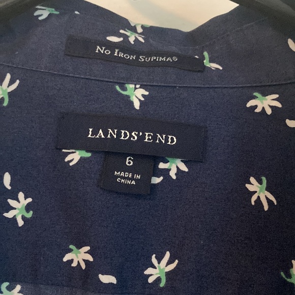 Button down top - Picture 2 of 3